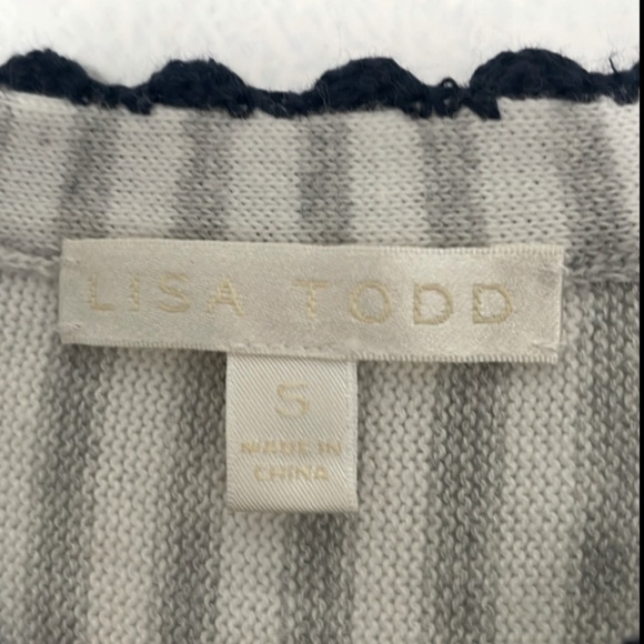 Lisa Todd Grey Striped 3/4 Sleeve Cotton Sweater. Blue Embroidery. Size Small - Picture 6 of 6